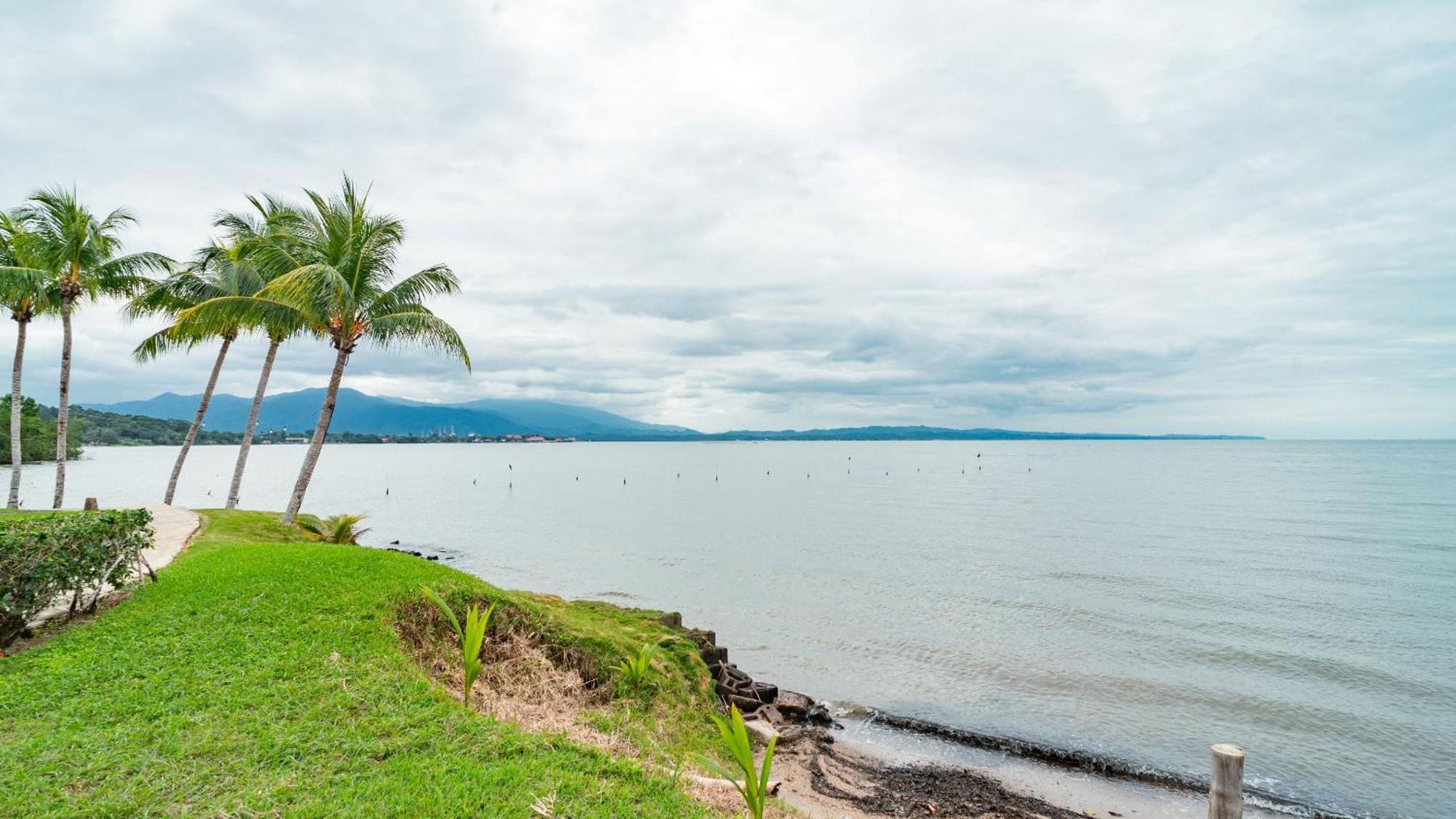 Amatique Bay Hotel Puerto Barrios Exteriér fotografie