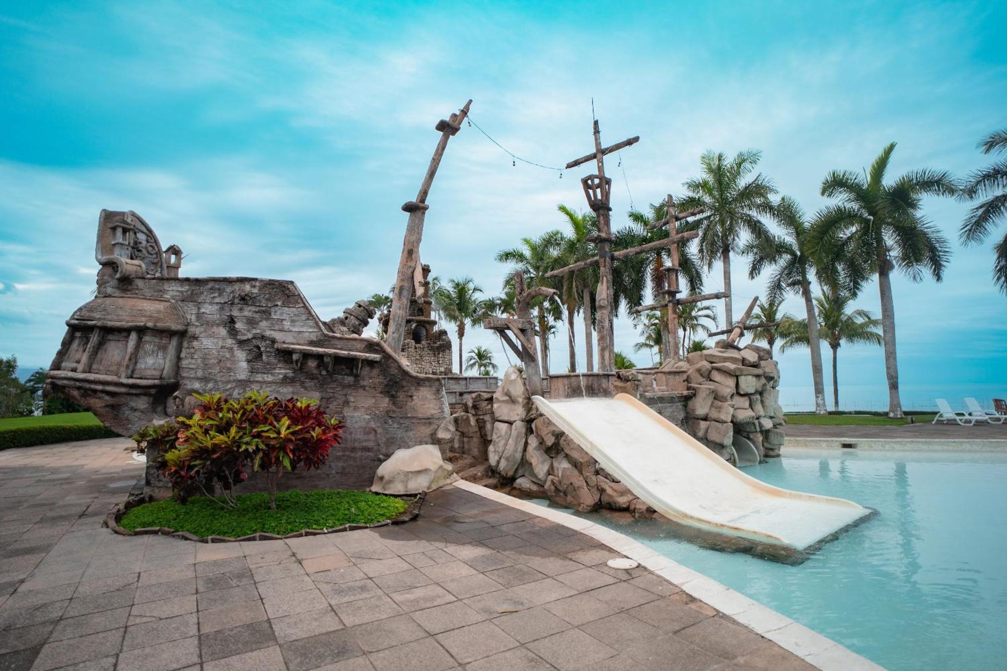 Amatique Bay Hotel Puerto Barrios Exteriér fotografie